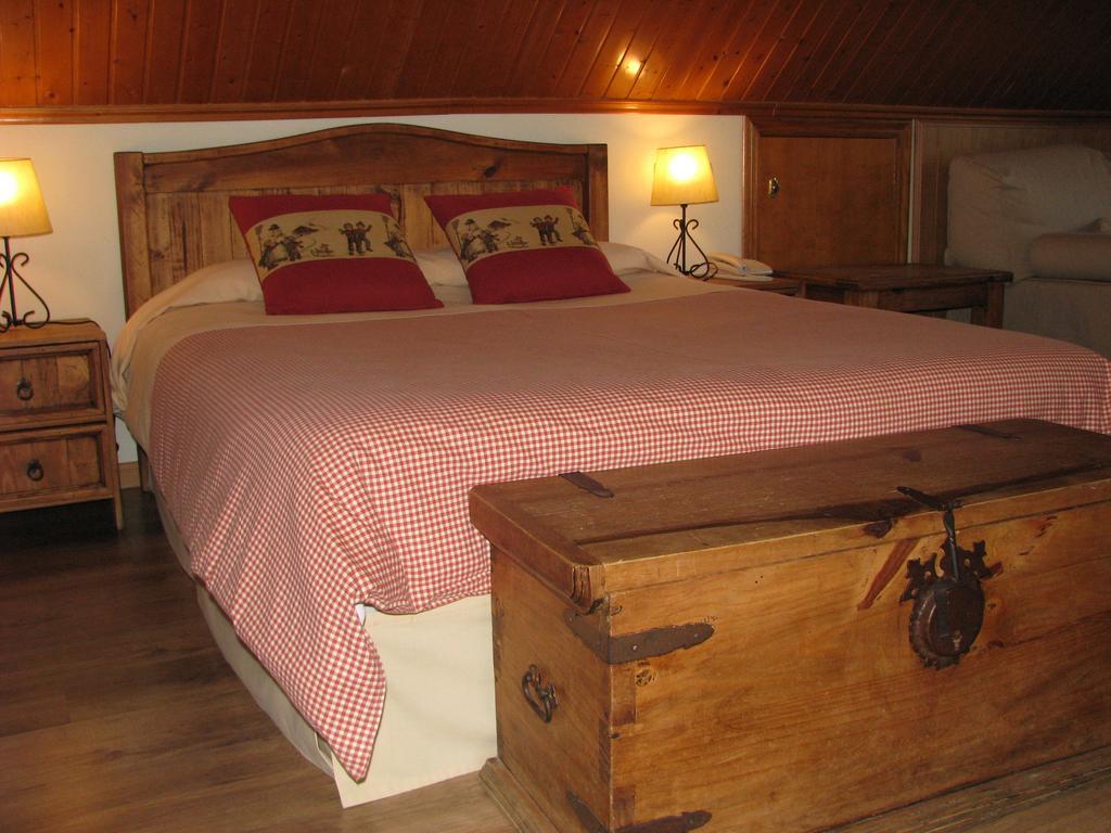 Aparthotel Sarrato ซาเยนต์ เด กาเยโก ภายนอก รูปภาพ